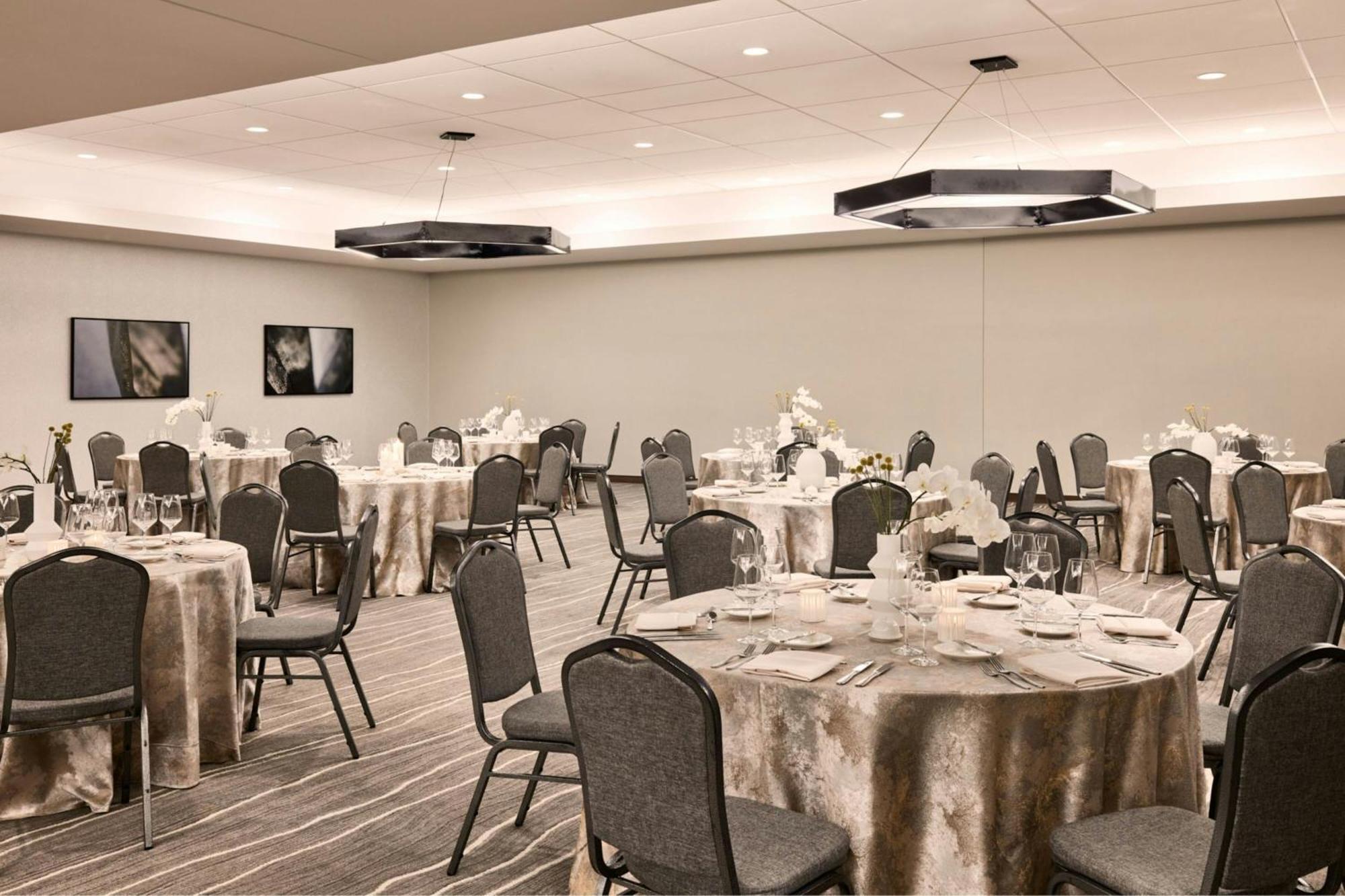 Ac Hotel By Marriott Dallas By The Galleria Екстер'єр фото